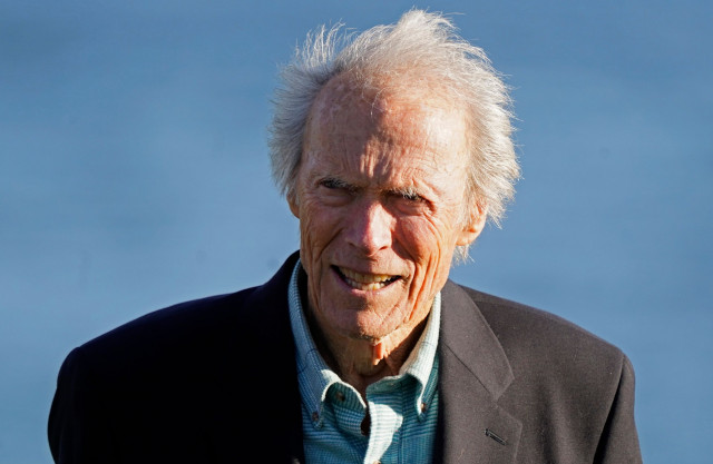 Κλιντ Ίστγουντ: «Κάντε κάτι καινούργιο ή μείνετε σπίτι σας», λέει στους σκηνοθέτες