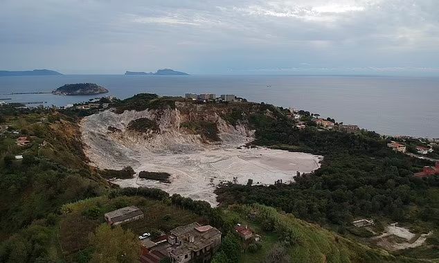 Παγκόσμιος συναγερμός: Ξύπνησε ένα από τα μεγαλύτερα ηφαίστεια - «Θα βυθίσει τον πλανήτη στο χάος»