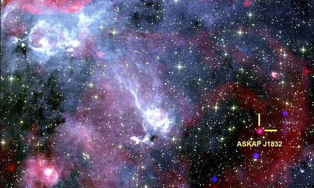 Προσπαθούν οι εξωγήινοι να επικοινωνήσουν μαζί μας; - Το ανεξήγητο εύρημα ερευνητών στον ουρανό