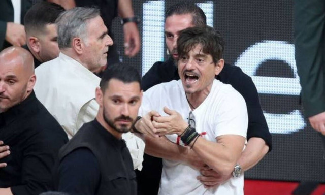 Ολυμπιακός - Παναθηναϊκός AKTOR: Αποβλήθηκε ο Γιαννακόπουλος επειδή ζήτησε να εφαρμοστεί ο νόμος