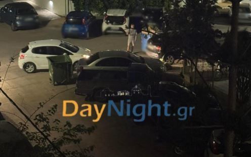 Ρέθυμνο: Τουρίστες στην Καλλιθέα μετακίνησαν τους κάδους σκουπιδιών για να παρκάρουν