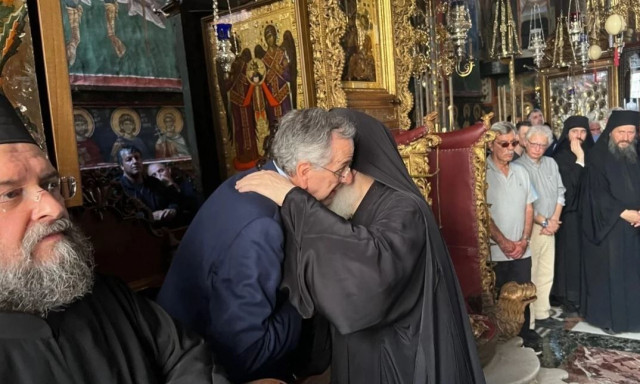 Σαμαράς από Άγιο Όρος: Πολλοί ρωτούν αν θα  κάνω κόμμα, θα συνεχίσουν να ρωτάνε