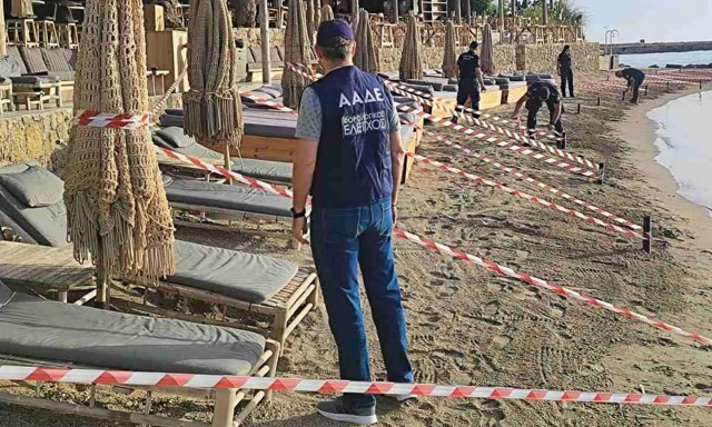 Καλοκαιρινό «σαφάρι» κατά της φοροδιαφυγής – «Κομάντο» της ΑΑΔΕ σε νησιά και τουριστικές περιοχές