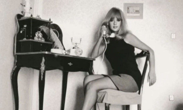 «Κατάρα» στο ανάκτορο της Αλίκης – Ο θάνατος και το πωλητήριο πάνω από 3.000.000 ευρώ