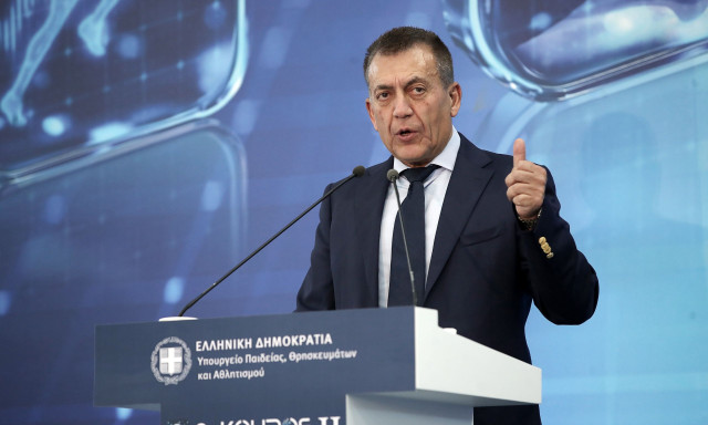 Βρούτσης για τη συνάντηση: «Σημαντικό είναι να έρθουν και οι δύο πλευρές ανεξαρτήτως ώρας»