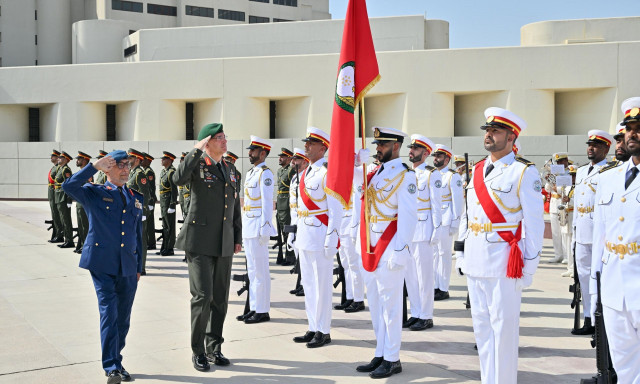 Στα Ηνωμένα Αραβικά Εμιράτα ο Αρχηγός ΓΕΕΘΑ σε επίσημη επίσκεψη - Τι συζητήθηκε