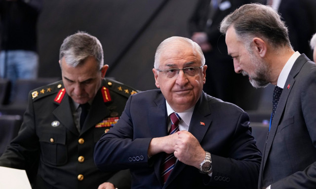 Γκιουλέρ: Η Τουρκία δεν αποχωρεί από τη Συρία