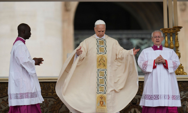 Ο Πάπας Λέων από τη Σίλικον Βάλεϊ θέλει να «πολεμήσει» τον ανεξέλεγκτο «ψηφιακό δαίμονα»
