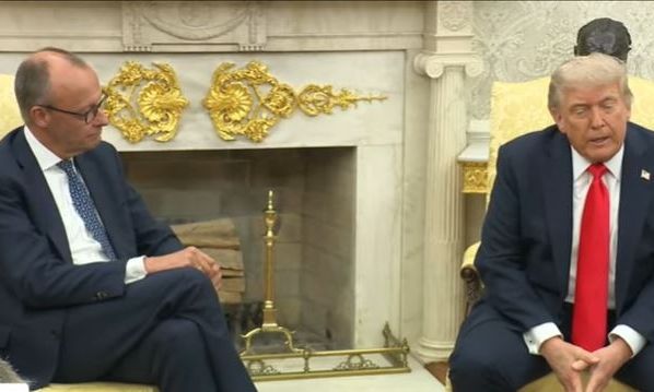 Συνάντηση Τραμπ-Μερτς: «Οι ΗΠΑ θα έχουν μια εξαιρετική σχέση με τη Γερμανία»