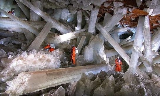 Μεξικό: Η κρυφή σπηλιά με κρυστάλλους στο μέγεθος λεωφορείων - Είναι παγίδα θανάτου