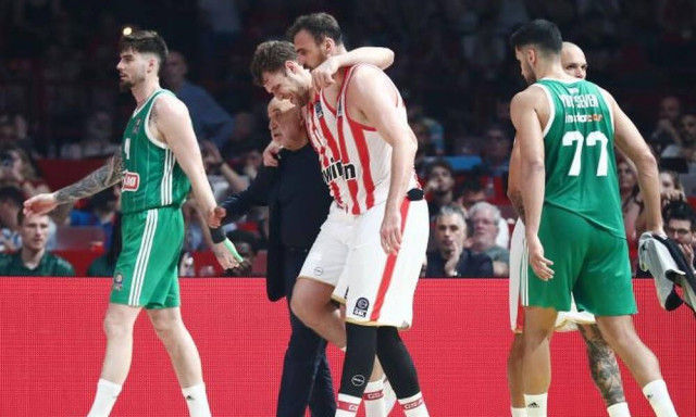 Ολυμπιακός - Παναθηναϊκός AKTOR: «Πάγωσε» το ΣΕΦ με Βεζένκοφ - Βίντεο