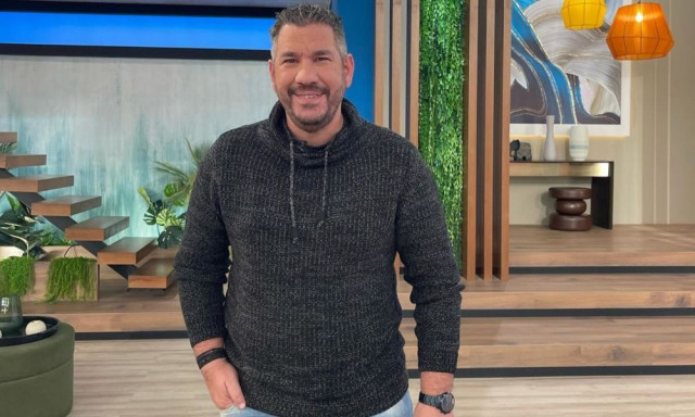 Ο Χάρης Λεμπιδάκης στο Newsbomb.gr: «Δεν βρίσκω το λόγο να επιστρέψει η Ελένη Μενεγάκη»