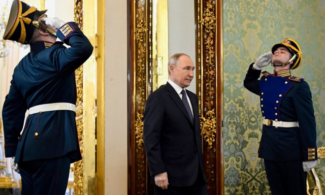 Ο Πούτιν συγκαλεί το Συμβούλιο Ασφαλείας - Κρίσιμη συνεδρίαση μετά την επίθεση των ουκρανικών drones