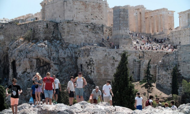 Γιατί επιλέγουν την Ελλάδα οι τουρίστες από ΗΠΑ, Αγγλία και Γαλλία;