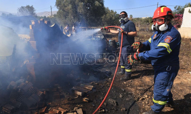 Χωρίς ενεργό μέτωπο η πυρκαγιά στην Ανάβυσσο - Στάλθηκε μήνυμα από το 112