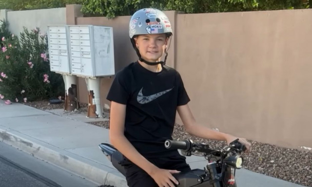 Αριζόνα: 14χρονος βρήκε χαμένο πορτοφόλι με 300 δολάρια και το επέστρεψε - Πώς επιβραβεύθηκε