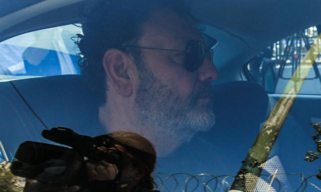 Στάθης Αγγελόπουλος: «Δεν χτύπησα ποτέ την πρώην σύζυγό μου» - Τι απαντά η Μαρία Κουτσαντώνη