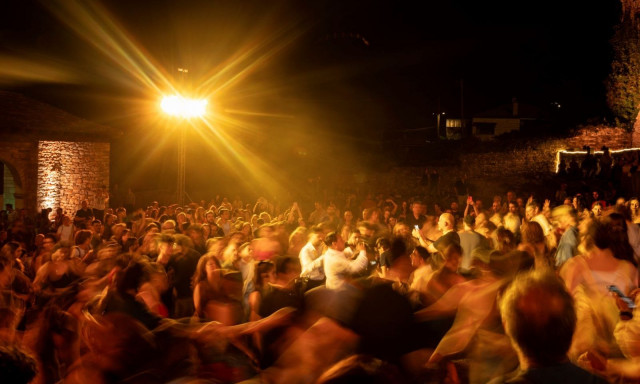 Στέγη Ιδρύματος Ωνάση: «Γιατί ’ναι μαύρα τα βουνά» στην Κόνιτσα για τρίτη χρονιά