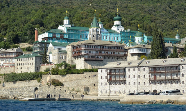 Άγιον Όρος: Οι Ουκρανοί παίρνουν κεφάλι στη Μονή Παντελεήμονος – Η ρωσική επιρροή σε σταυροδρόμι