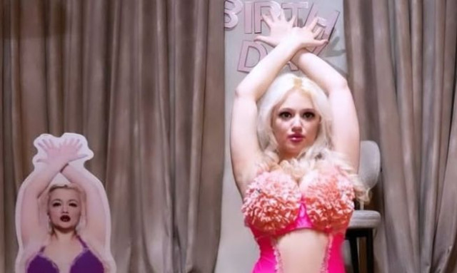 Γκρέτα Τούνμπεργκ: Η μία ακτιβίστρια η άλλη Queen B - Ποια είναι η αδερφή της