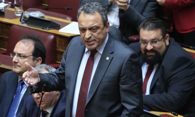 Για πρώτη φορά με 297 βουλευτές η Βουλή - Τι αλλάζει μετά την ακύρωση των «Σπαρτιατών»