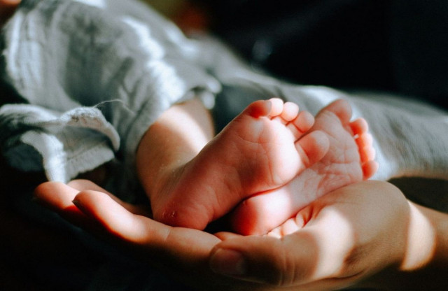 Πάρος: «Το βρέφος ήρθε νεκρό στο Κέντρο Υγείας» - Τι θα ρίξει φως στα αίτια θανάτου του