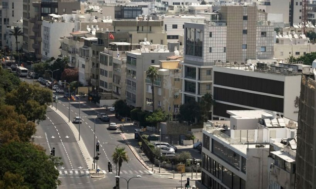 Επικοινωνία με τον Αιγύπτιο πρέσβη στην Αθήνα για τους εγκλωβισμένους Έλληνες στην Ισμαηλία