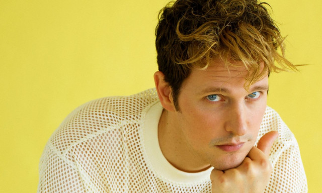 Leon of Athens: Νέο σινγκλ, «Τι να ναι αυτό» λίγο πριν την κυκλοφορία του άλμπουμ του