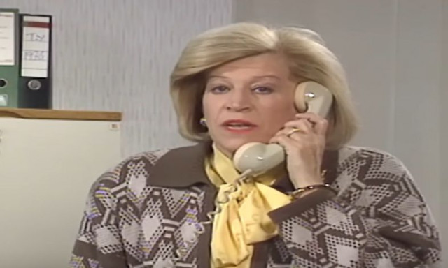 Κατερίνα Γιουλάκη: Με ένα συγκινητικό σκίτσο την αποχαιρετά ο Γιώργος Γαλίτης -«Ανεβείτε στο Ρετιρέ»