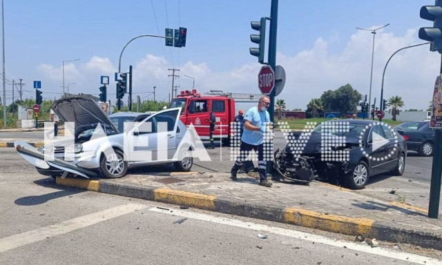 Τροχαίο με τρεις τραυματίες στην Πατρών - Πύργου