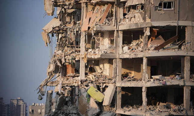 Το Ισραήλ προειδοποιεί τους Ιρανούς πολίτες για εκκένωση