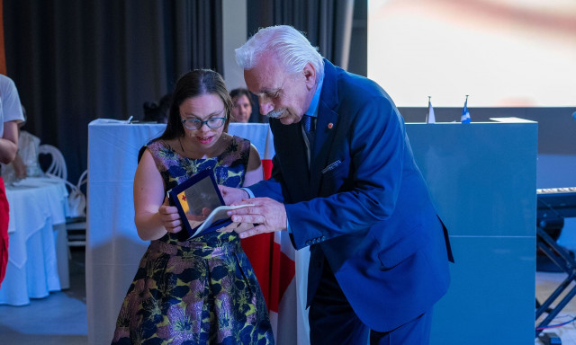 Ο Ελληνικός Ερυθρός Σταυρός απένειμε τα Έπαθλα Αρετής «Κλειώς Μισιρλόγλου»