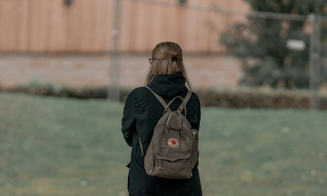 Συναγερμός στις Αρχές για την εξαφάνιση 16χρονης από τα Πετράλωνα