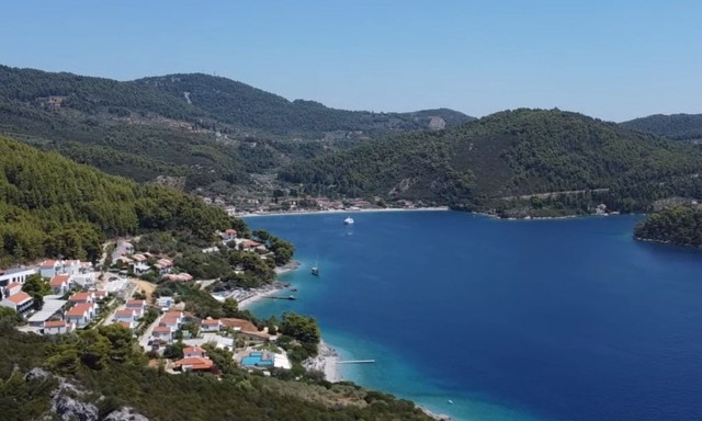 Οι Γερμανοί ψηφίζουν Σκόπελo ως τον καλύτερο «μυστικό» προορισμό της Μεσογείου