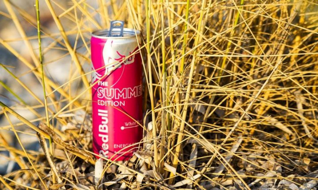 Red Bull Summer Edition White Peach: Το πιο δροσιστικό boost του φετινού καλοκαιριού