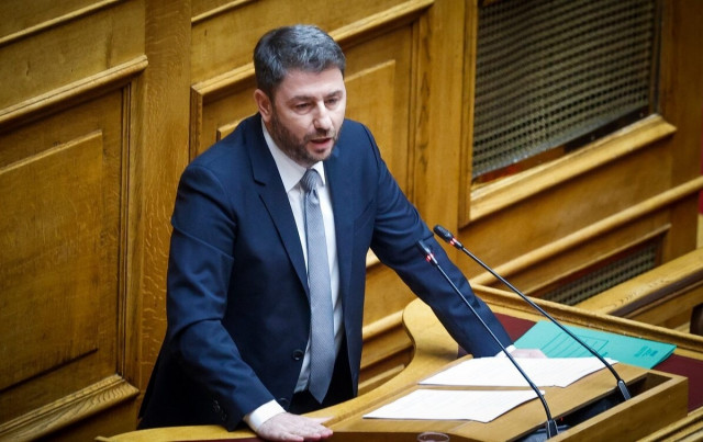 Ανδρουλάκης: Εξαιρετικά επικίνδυνη κλιμάκωση σε μία πολύ ευαίσθητη περιοχή η επίθεση ΗΠΑ στο Ιράν