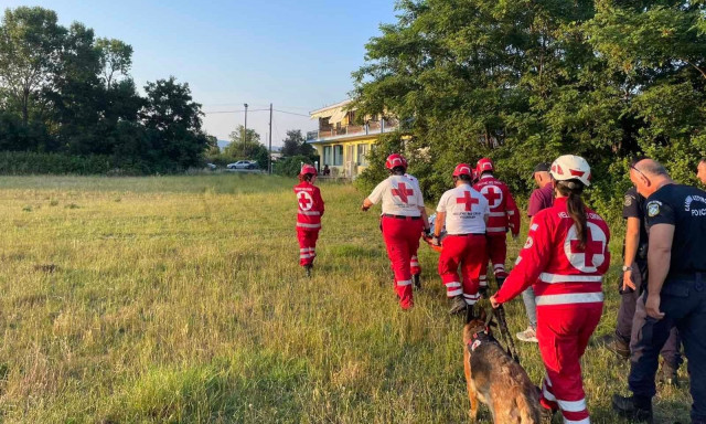 Θεσσαλονίκη: Εθελοντές του Ερυθρού Σταυρού εντόπισαν και διέσωσαν αγνοούμενο ηλικιωμένο