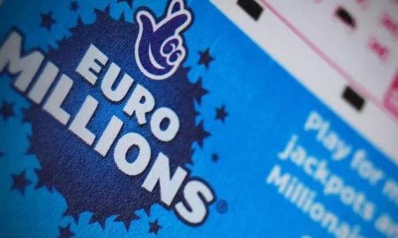 Ιρλανδός κέρδισε με έναν λαχνό 208 εκατομμύρια λίρες στο EuroMillions