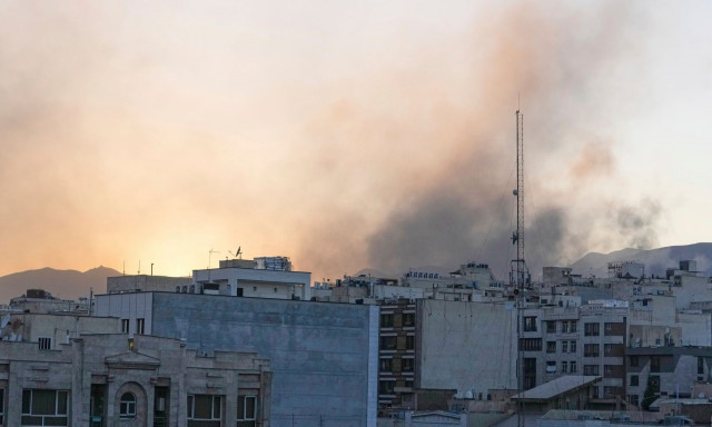 Σε εξέλιξη πυραυλική επίθεση στο Ισραήλ - Ακούγονται σειρήνες