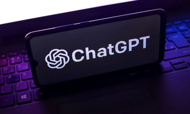 Χρησιμοποιείς το ChatGPT; Μπορεί να σε κάνει πιο... χαζό: Η χρήση της AI φθείρει τον εγκέφαλο (vid)