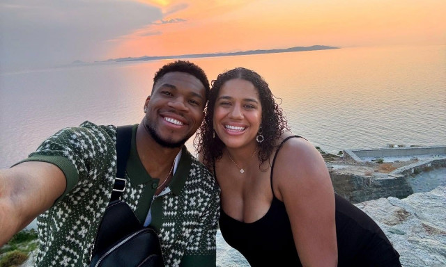 Ο Γιάννης Αντετοκούνμπο έβγαλε το «μωρό» του βόλτα