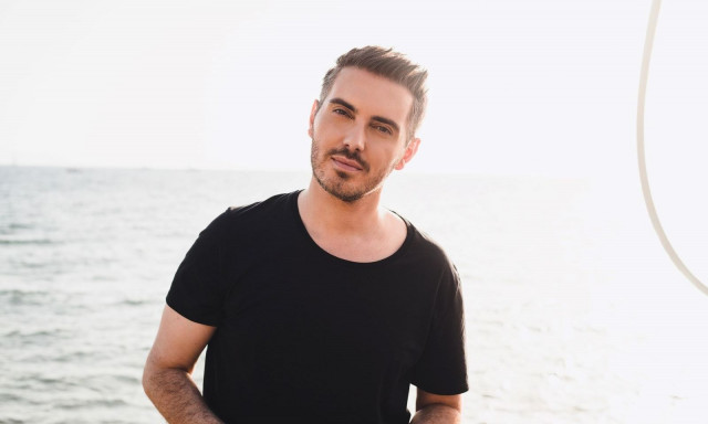 Μιχάλης Χατζηγιάννης: Ζωντανά στο Δημοτικό Θέατρο Λυκαβηττού - Η προπώληση ξεκίνησε