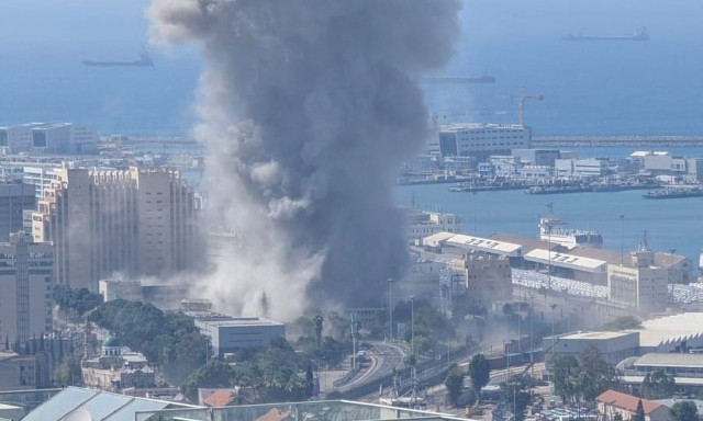 Βίντεο που κόβουν την ανάσα από το νέο χτύπημα του Ιράν στο Ισραήλ