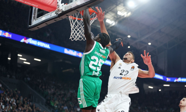 Euroleague: Οι κορυφαίες φάσεις της χρονιάς με Κέντρικ Ναν κι Εβάν Φουρνιέ – Το βίντεο με το Top-10