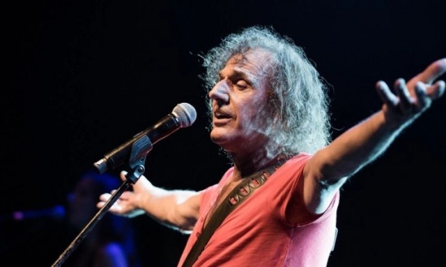 Η συγκινητική ιστορία για το όνομα του Βασίλη Παπακωνσταντίνου: «Είναι του θείου μου»