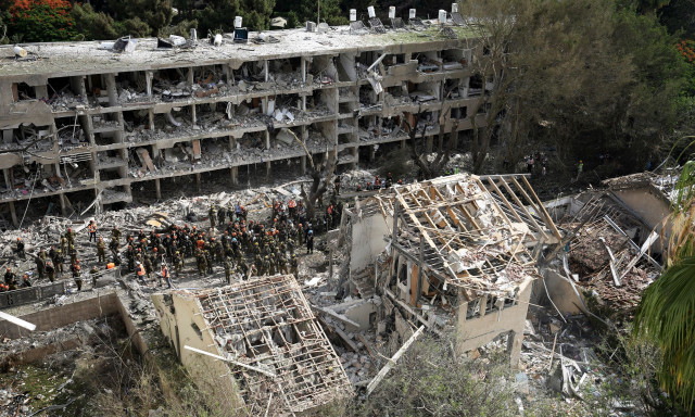 «Μεγάλης κλίμακας καταστροφές» μετά από την πυραυλική επίθεση του Ιράν στο κέντρο του Ισραήλ