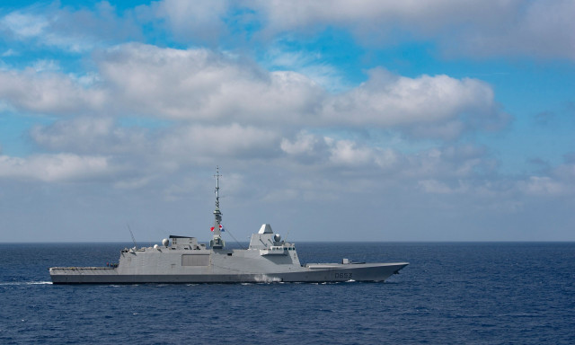 Στενά του Ορμούζ – Επιχείρηση «Ασπίδες»: Ποια πλοία κινδυνεύουν από το Ιράν