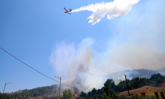 Φωτιά στη Χίο: Ενισχύονται περαιτέρω οι δυνάμεις, καταφθάνουν και δασοκομάντος