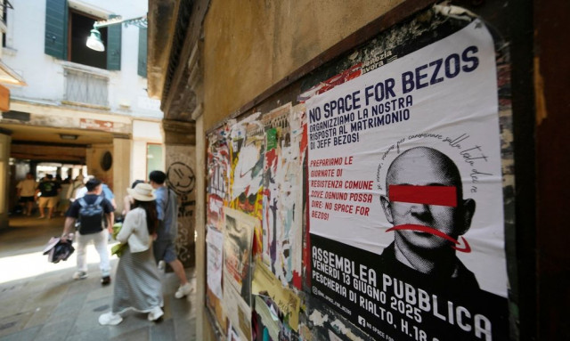 Σάλος στη Βενετία: Ακτιβιστές θέλουν να μπλοκάρουν τον γάμο του Μπέζος