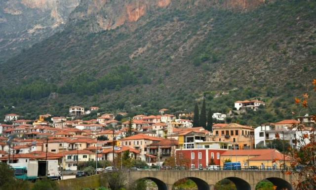 Τα τσακώνικα της Κυνουρίας: Μία σπάνια αρχαιοελληνική διάλεκτος και η προσπάθεια διαφύλαξής της